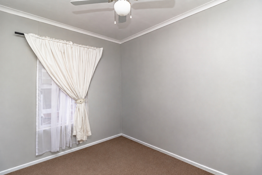 2 Bedroom Property for Sale in West Beach Western Cape